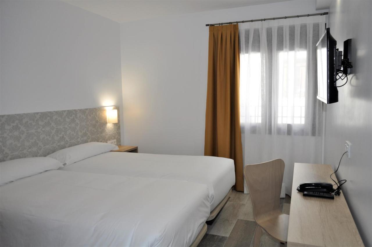 Hostal Restaurante Villa De Brihuega Exteriér fotografie