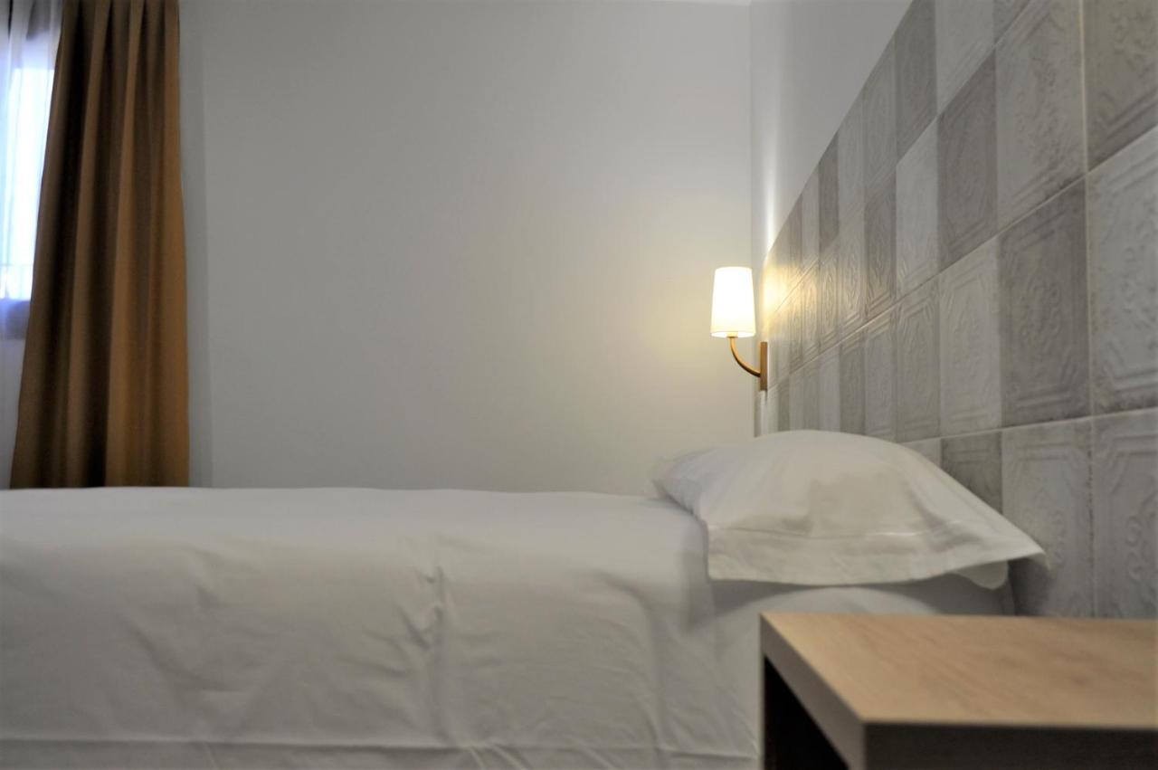 Hostal Restaurante Villa De Brihuega Exteriér fotografie