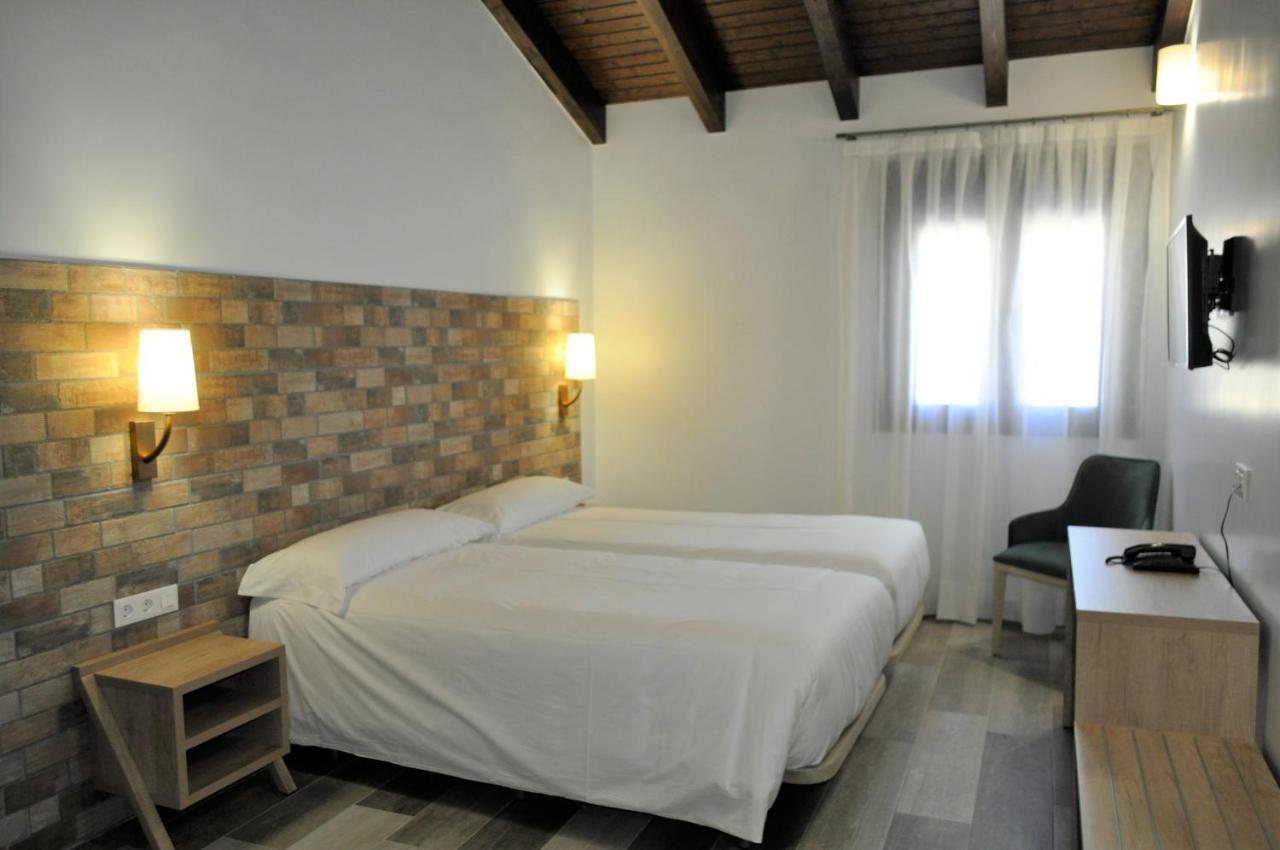Hostal Restaurante Villa De Brihuega Exteriér fotografie