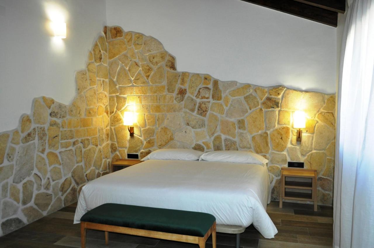 Hostal Restaurante Villa De Brihuega Exteriér fotografie